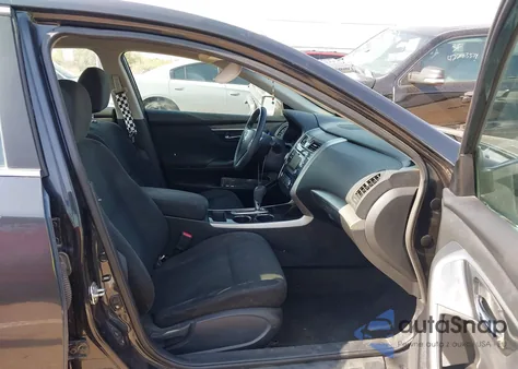 2014 Nissan Altima 2.5 S из США, поврежденный, VIN 1N4AL3AP5EN241092